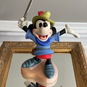 Walt Disney Classics 1993 Mickey Brave Little Tailor Box COA "I Let 'em Have It"